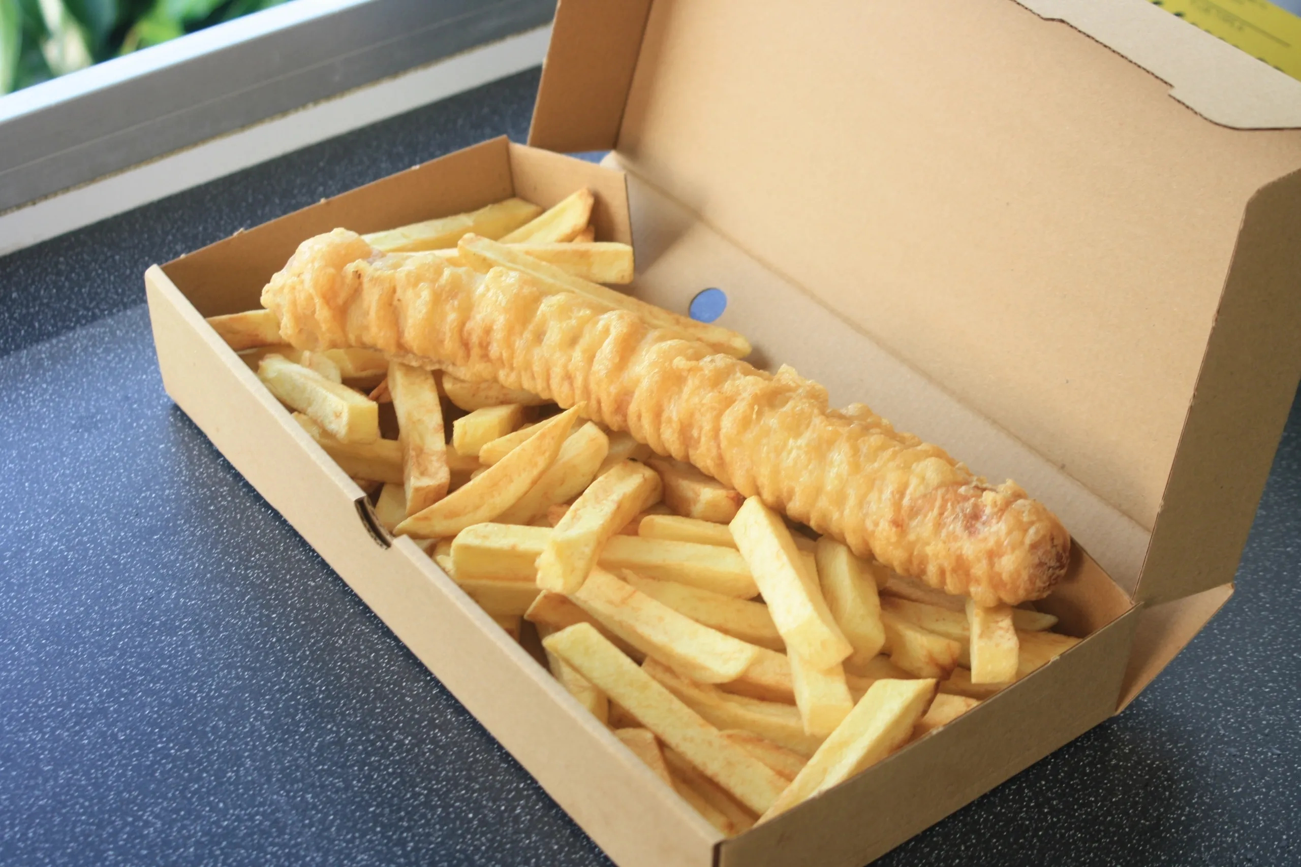 Bigfoot Sausage & Chips